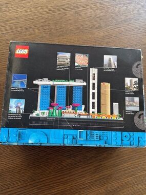 LEGO Architecture Singapore Skyline Building Set (21057)